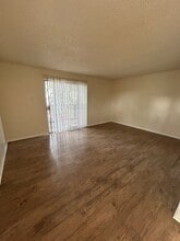 The Crossing Apartment Homes in Denver, CO - Foto de edificio - Building Photo