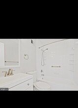 6360 Silver Ridge Cir in Alexandria, VA - Building Photo - Building Photo