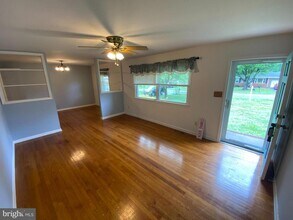 802 Payton Dr in Fredericksburg, VA - Building Photo - Building Photo