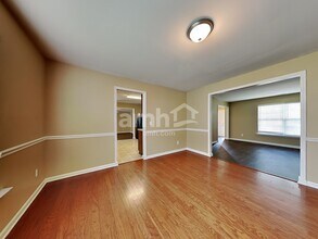 1008 Golden Crest Dr in Durham, NC - Building Photo - Building Photo