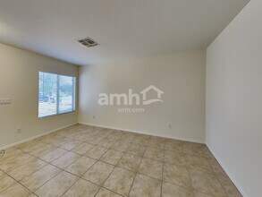 12215 W Dahlia Dr in El Mirage, AZ - Foto de edificio - Building Photo