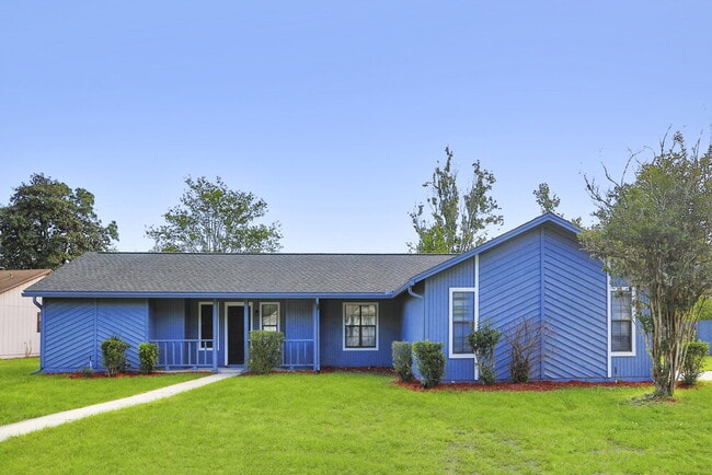 property at 8539 Echoridge Ct