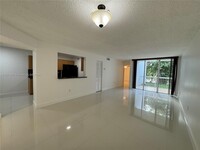 4764 NW 97th Pl in Doral, FL - Building Photo - Building Photo