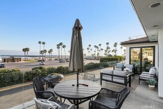 3036 Breakers Dr in Newport Beach, CA - Building Photo - Building Photo