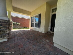 3176 Tower Oaks Dr in Orange Park, FL - Foto de edificio - Building Photo