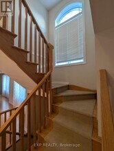69 Periwinkle Dr in Hamilton, ON - Building Photo - Building Photo