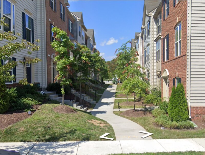 7408 Slipknot Aly in Elkridge, MD - Foto de edificio