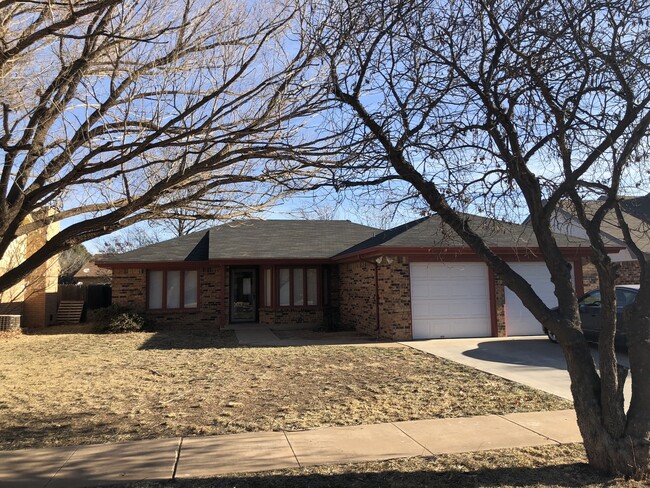 property at 507 Iola Ave