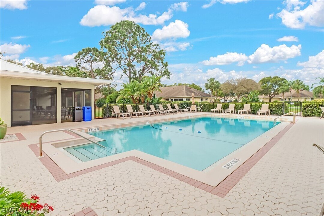 3180 Seasons Way in Estero, FL - Building Photo