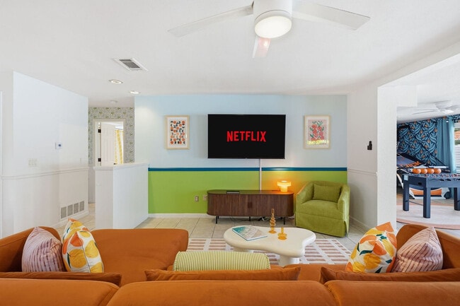 12453 138th St N in Largo, FL - Building Photo - Building Photo