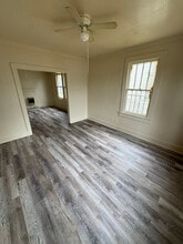 536 N 24th St in Baton Rouge, LA - Foto de edificio - Building Photo