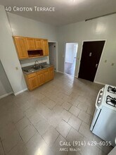 40 Croton Terrace in Yonkers, NY - Building Photo - Building Photo