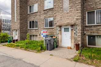 3105 Lasalle Boul in Verdun, QC - Building Photo - Building Photo