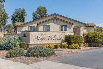 Alder Woods in El Cajon, CA - Building Photo - Building Photo