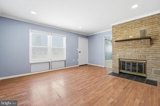 444 Carrollton Dr in Frederick, MD - Building Photo - Building Photo