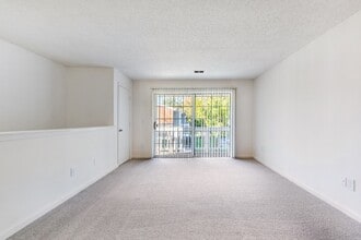 Wellington Place in Sandston, VA - Building Photo - Building Photo