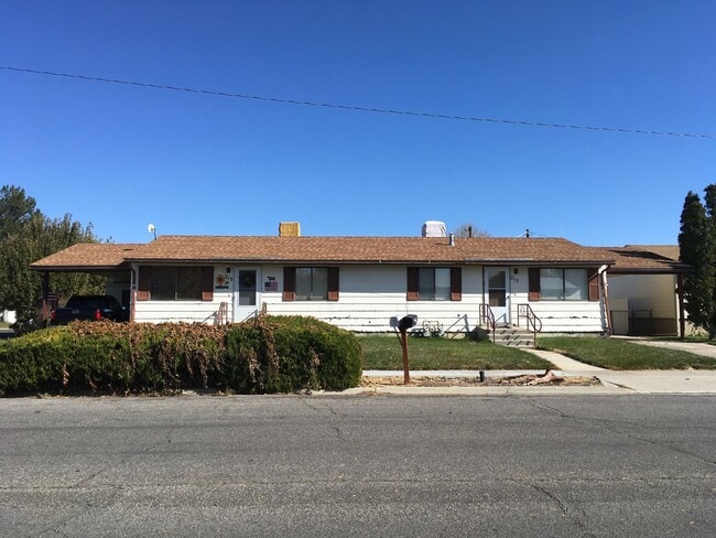 property at 213-215 S 600 W