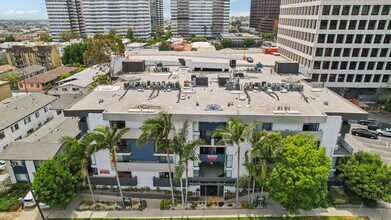 1223 Federal Ave in Los Angeles, CA - Foto de edificio - Building Photo