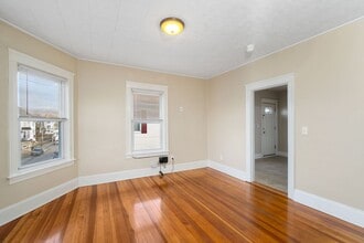 28-30 Knight St in Central Falls, RI - Building Photo - Building Photo