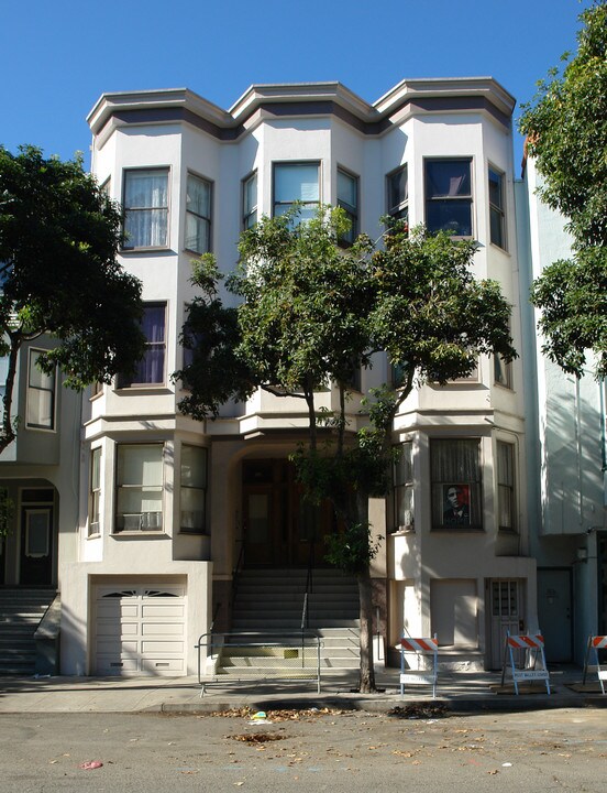 18-22 Sanchez St in San Francisco, CA - Building Photo