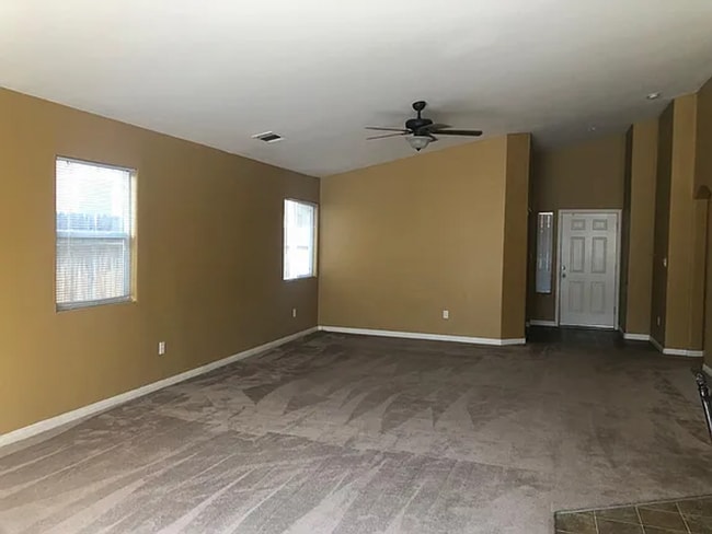 2501 Basque Hills Dr in Bakersfield, CA - Building Photo - Building Photo