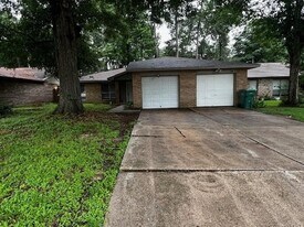 1610 Hazelwood St in Conroe, TX - Building Photo