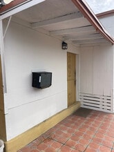 3131 W 16th Ave in Hialeah, FL - Foto de edificio - Building Photo