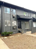 550 Harding Pl in Nashville, TN - Building Photo