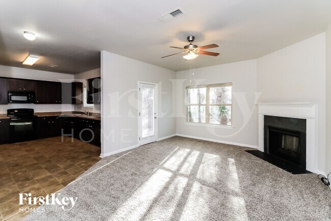 466 Grenier Terrace NE in Lawrenceville, GA - Foto de edificio - Building Photo