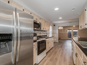 8358 Knights Bridge Rd in Charlotte, NC - Building Photo - Building Photo