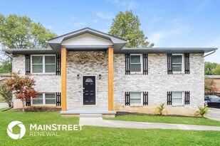 2823 Ithaca Dr NE in Knoxville, TN - Building Photo