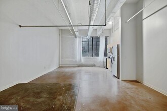412-26 S 13th St in Philadelphia, PA - Building Photo - Building Photo