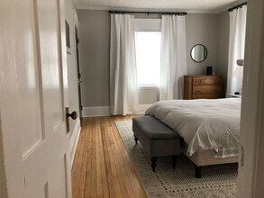17 George St-Unit -Unit 2 in Bangor, ME - Building Photo - Building Photo