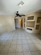 8541 W Mariposa Dr in Phoenix, AZ - Building Photo - Building Photo