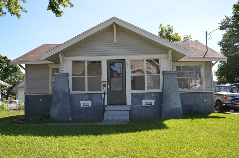 1705 E 14th St in Des Moines, IA - Building Photo