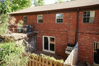 1209 Manassas Ct in Raleigh, NC - Building Photo - Building Photo
