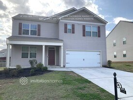 919 Lilfield Ln, Unit 120 in Atlanta, GA - Building Photo