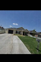 405 NW 13th St in Andrews, TX - Building Photo