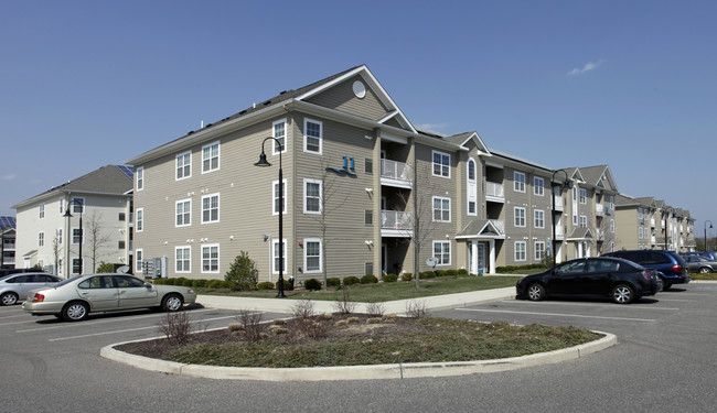 Stafford Park Apartments in Manahawkin, NJ - Building Photo - Building Photo