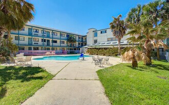 Siegel Suites Houston in Houston, TX - Building Photo