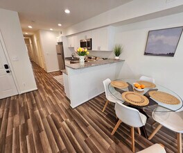 2439 18th St NW in Washington, DC - Foto de edificio - Building Photo