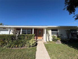 12111 SW 107th St in Miami, FL - Building Photo