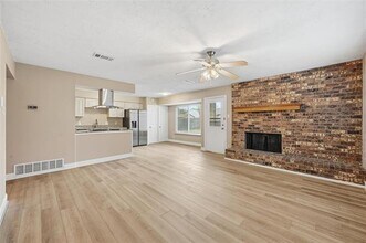 7517 Clover Ln in Watauga, TX - Building Photo - Building Photo