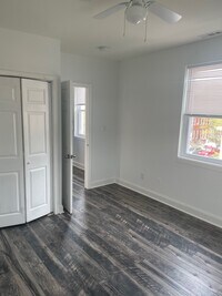 1847 Druid Hill Ave photo'