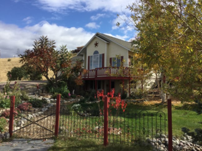 150 Claffey Dr in Polson, MT - Foto de edificio - Building Photo