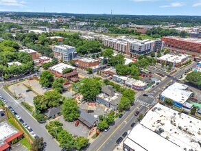 1005-1036 E 36th St in Charlotte, NC - Building Photo - Building Photo