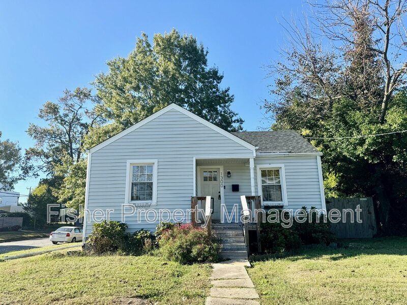 1300 N 32nd St in Richmond, VA - Building Photo