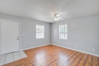 2150 Becker St in North Charleston, SC - Building Photo - Building Photo
