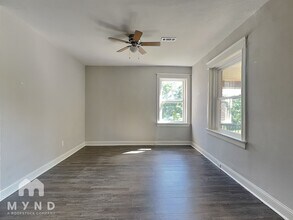 3001 Agnes Ave in Kansas City, MO - Building Photo - Building Photo
