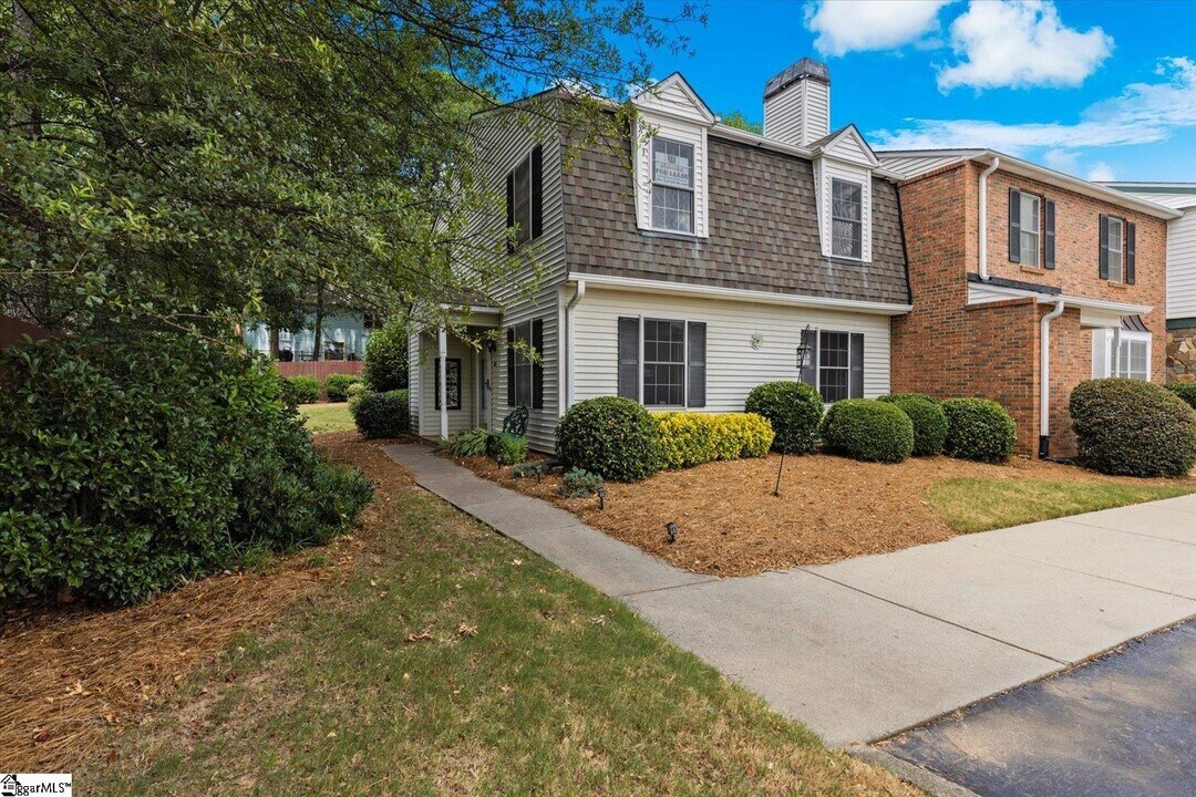 97 Jamestowne Way in Taylors, SC - Building Photo